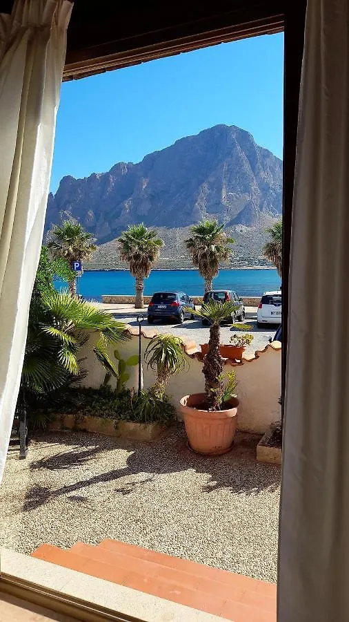 Holiday home Villa Del Sole Custonaci